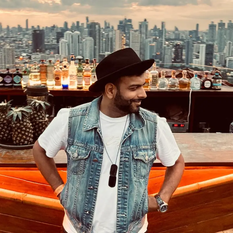 Mihir Chandan, Day 2 · DJ · Folktronica 